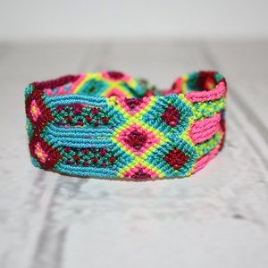 🌈 Beautiful Neon Friendship Bracelet 🌈
